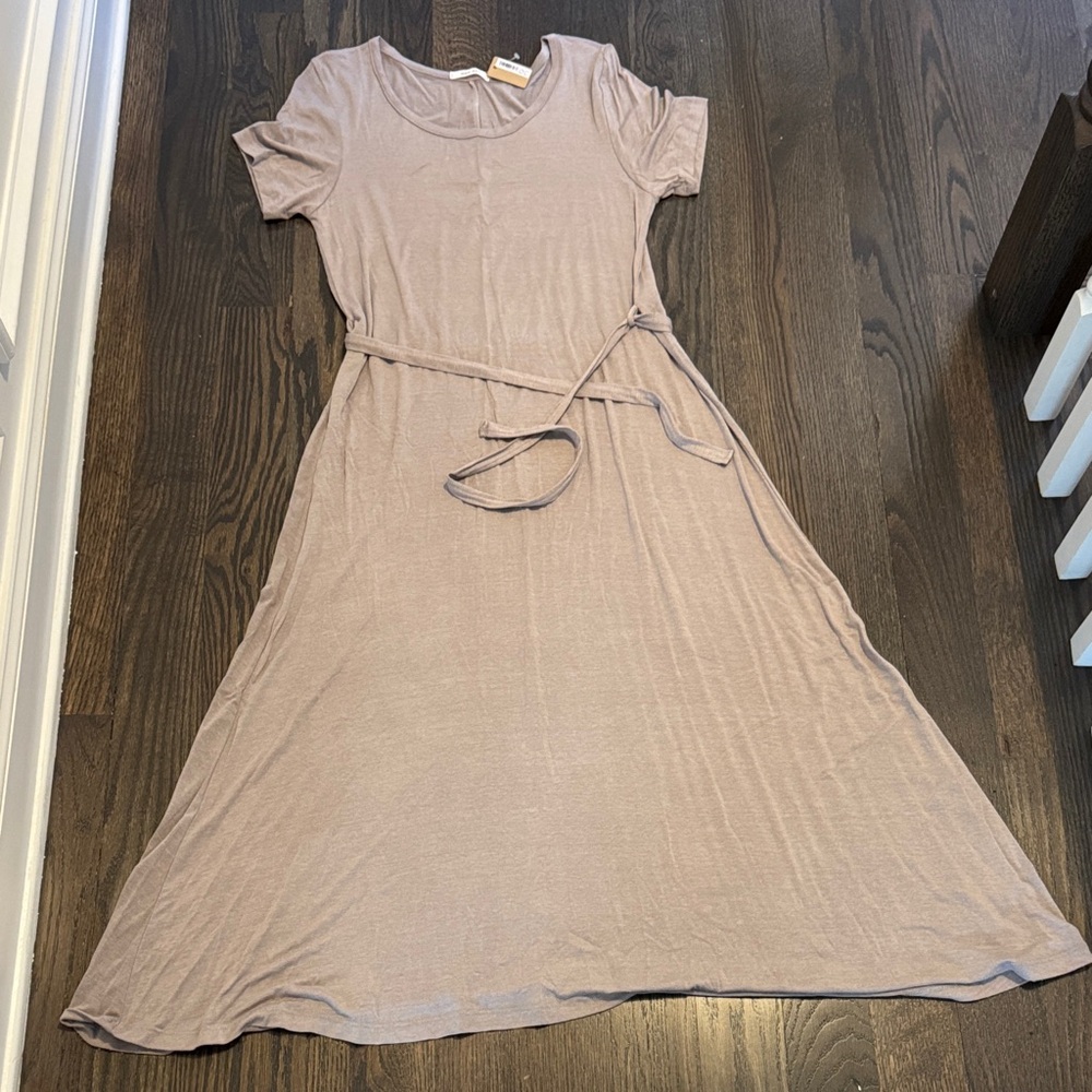 Mod Ref Soft Taupe Belted Maxi Dress
